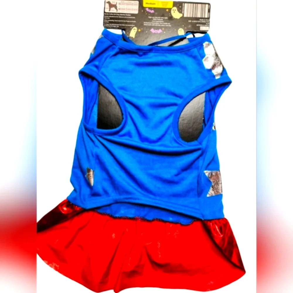 Heart to Tail Superhero Dog Costume Dress Mask NWT Medium